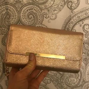 *SOLD ON MERCARI* Rose gold clutch/wallet